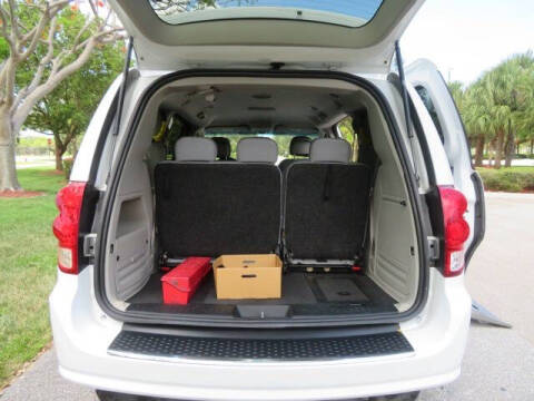 2014 Dodge Grand Caravan SE