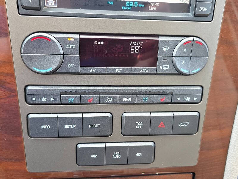 2014 Lincoln Navigator