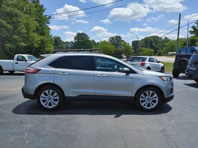 2020 Ford Edge Titanium