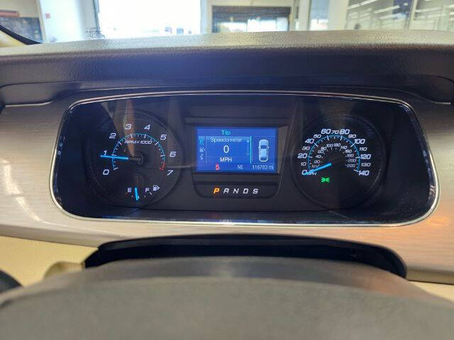 2017 Ford Taurus SEL