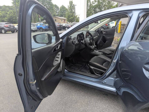 2015 Mazda MAZDA3 s Touring
