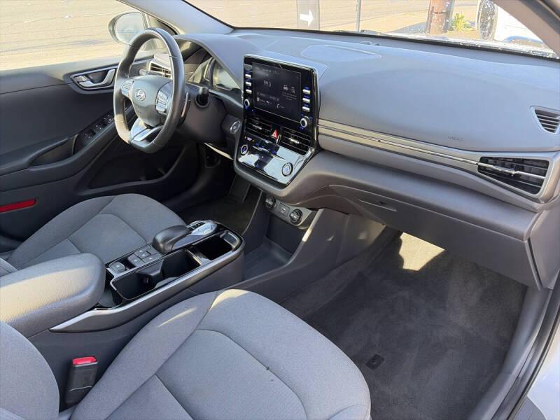 2021 Hyundai Ioniq Electric SE