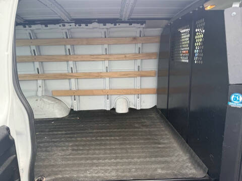 2022 GMC Savana 2500