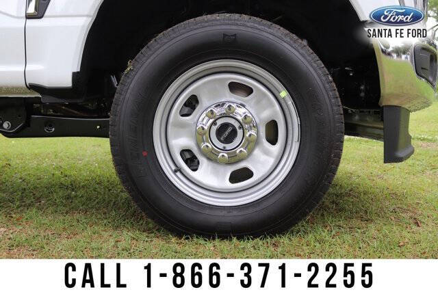 2025 Ford F-350 Super Duty XL