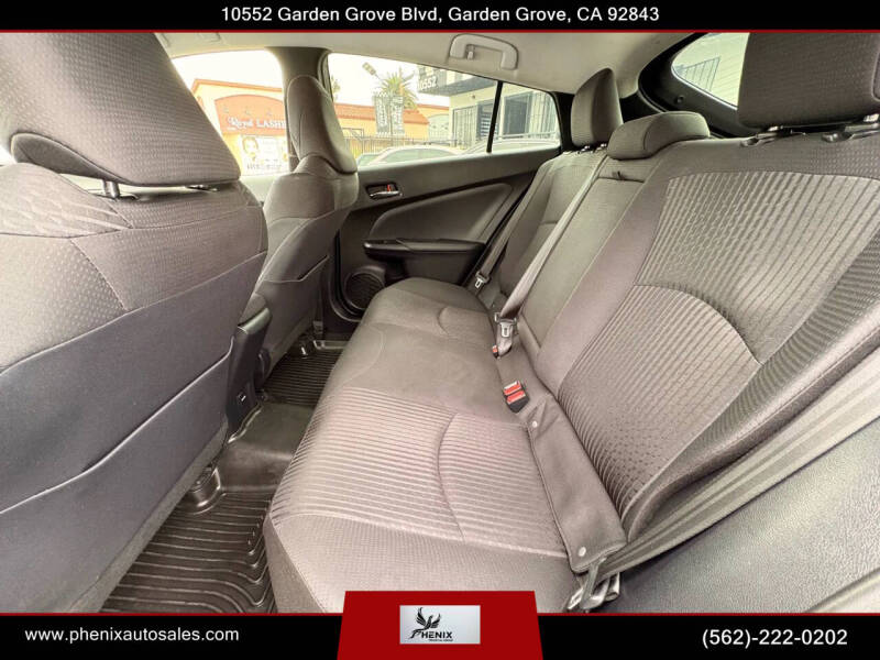 2016 Toyota Prius Two