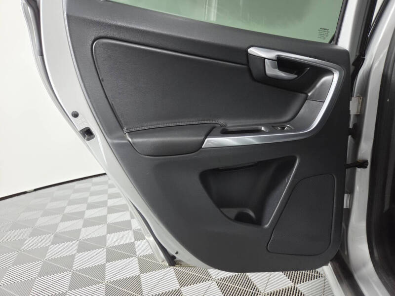 2015 Volvo XC60 3.2 Premier Plus