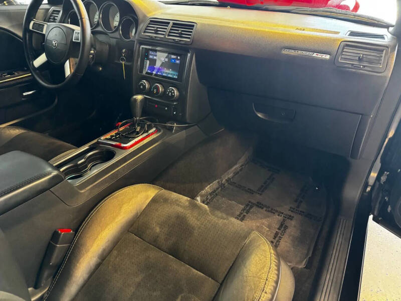 2010 Dodge Challenger SRT8