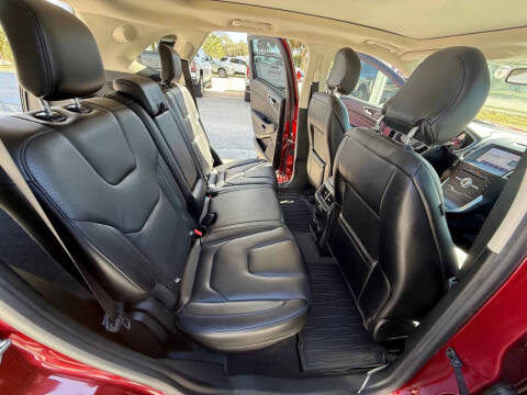 2019 Ford Edge Titanium