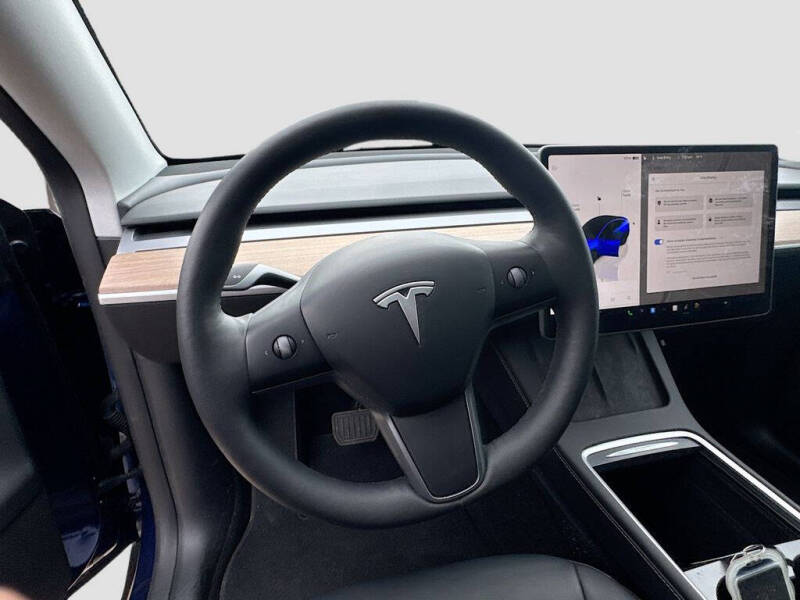 2025 Tesla Model Y Long Range