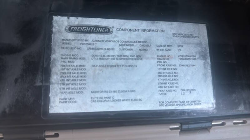 2020 Freightliner Cascadia