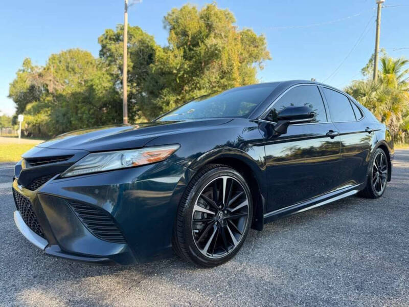 2019 Toyota Camry XSE's photo