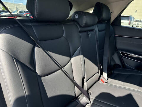 2026 Genesis GV70