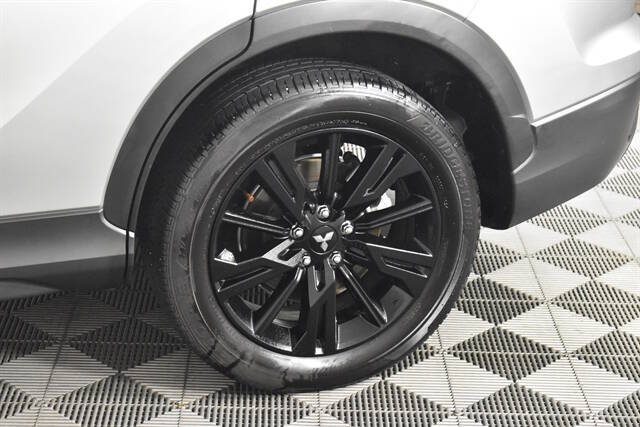 2024 Mitsubishi Eclipse Cross LE