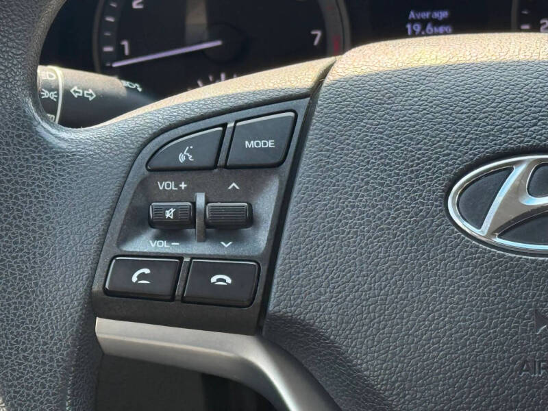 2021 Hyundai Tucson SE