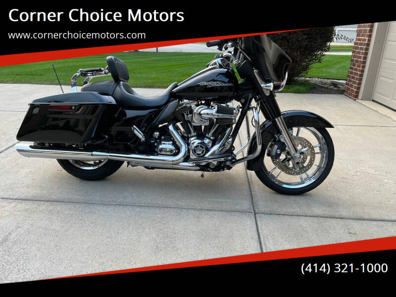 2014 Harley-Davidson Street Glide for sale at Corner Choice Motors in West Allis WI