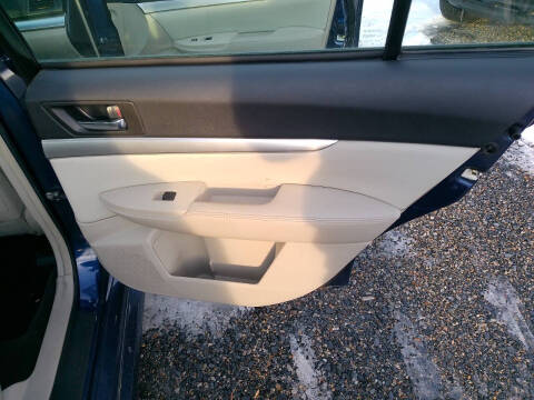 2011 Subaru Legacy 2.5i Premium