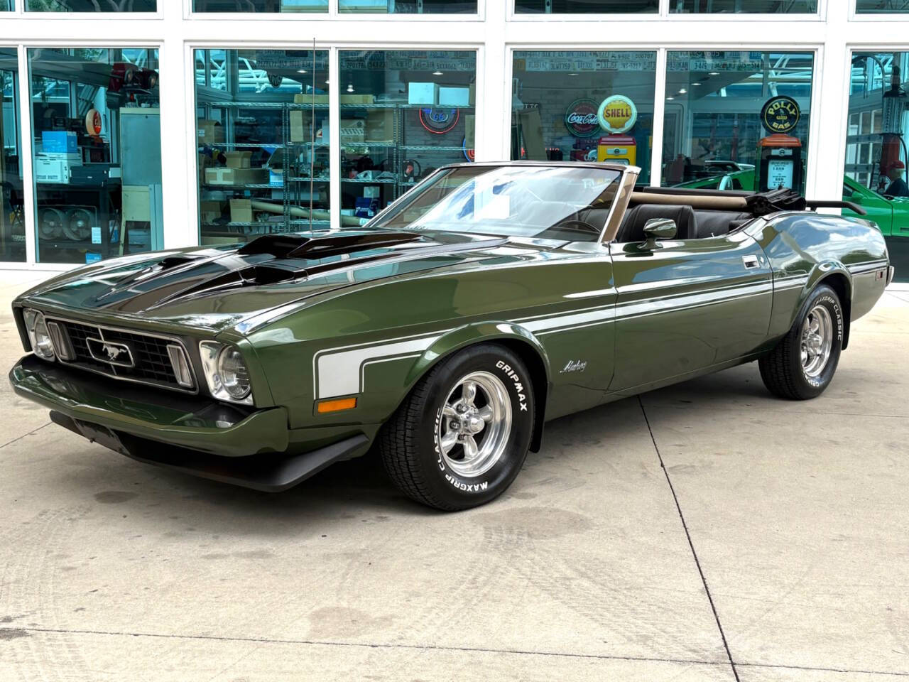 1973 Ford Mustang 11