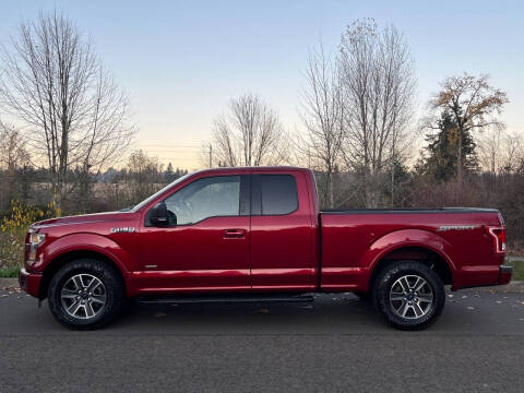 2015 Ford F-150 for sale at CLEAR CHOICE AUTOMOTIVE in Milwaukie OR