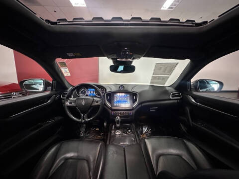 2017 Maserati Ghibli