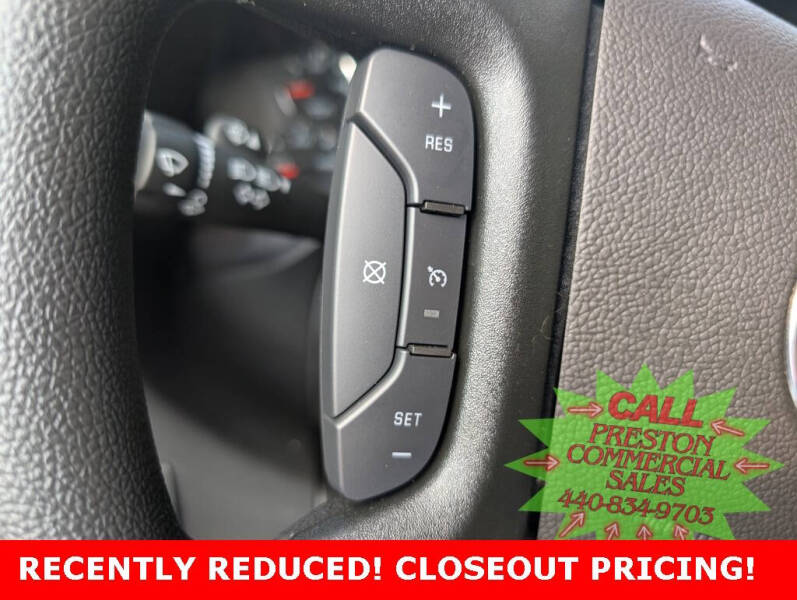 2025 Chevrolet Express 2500