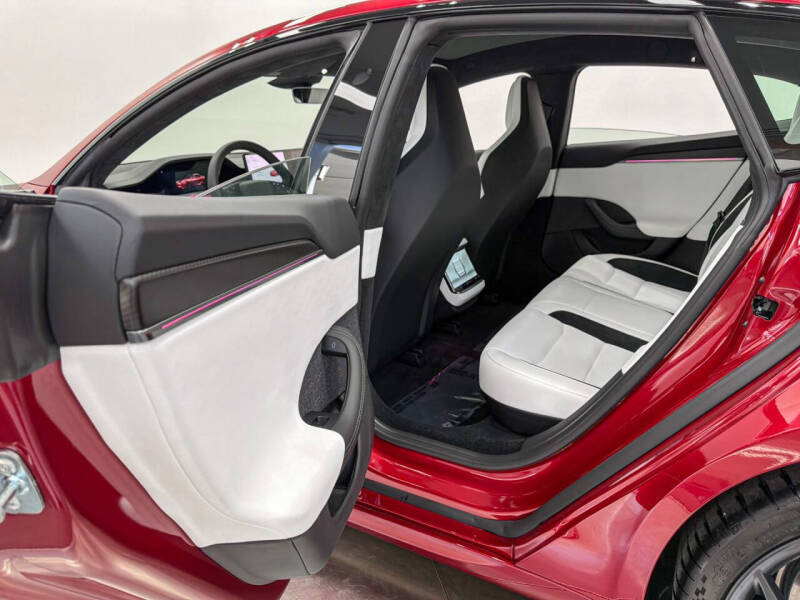 2026 Tesla Model S Plaid