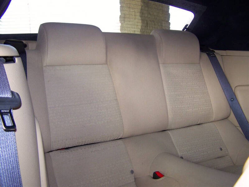 2007 Ford Mustang V6 Premium