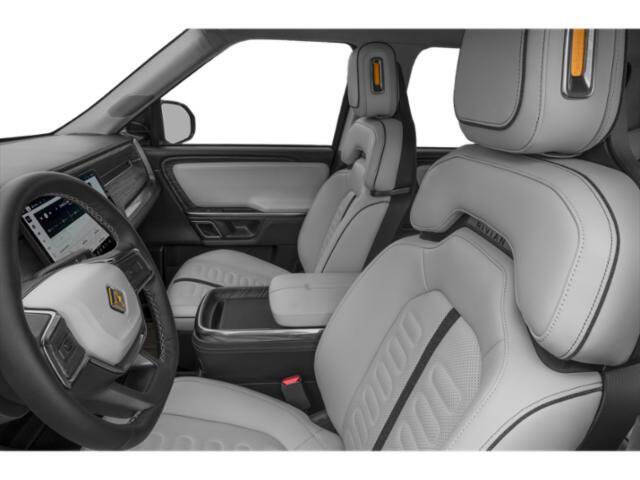 2025 Rivian R1S
