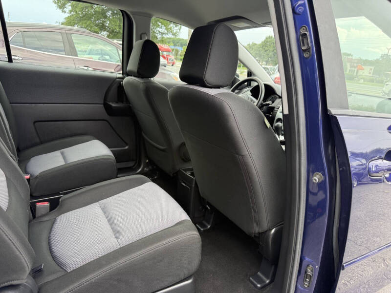 2006 Mazda MAZDA5 Sport