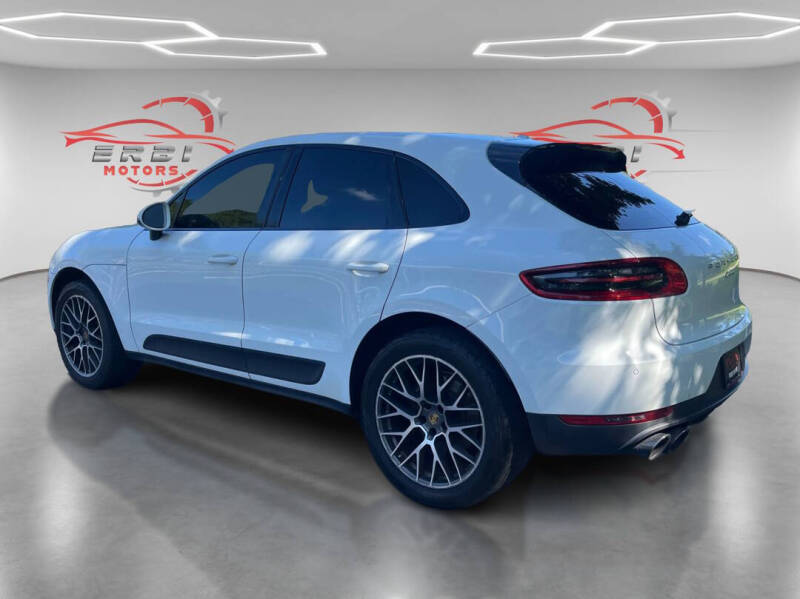 2018 Porsche Macan