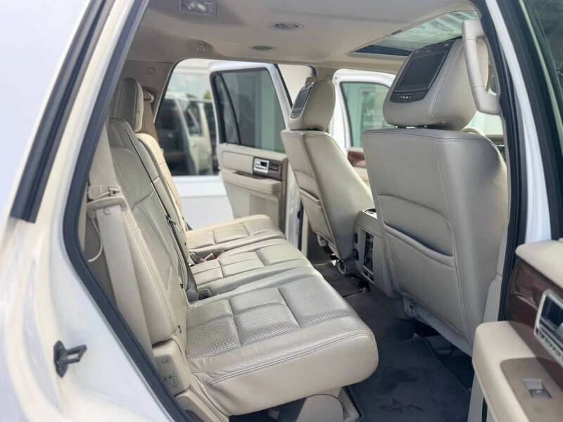 2011 Lincoln Navigator