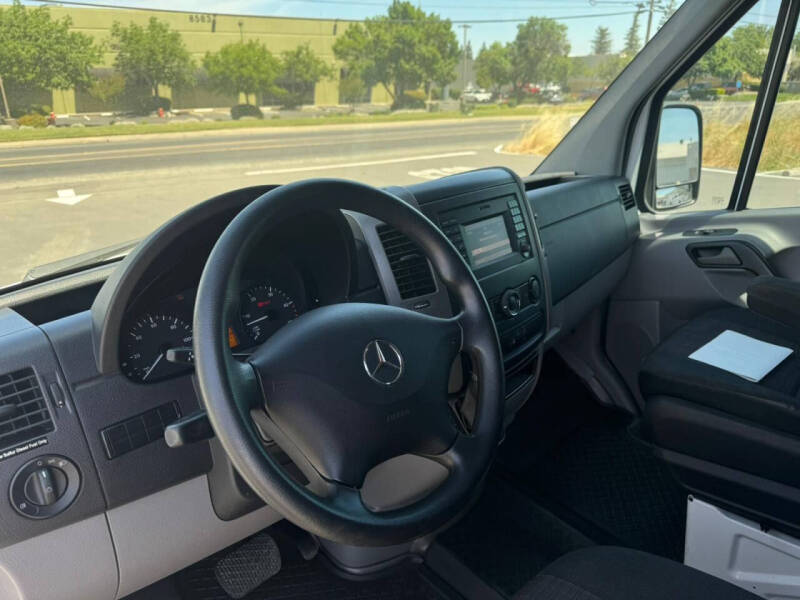 2014 Mercedes-Benz Sprinter 2500