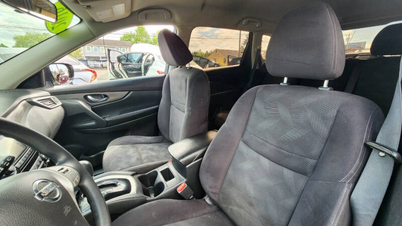 2016 Nissan Rogue S