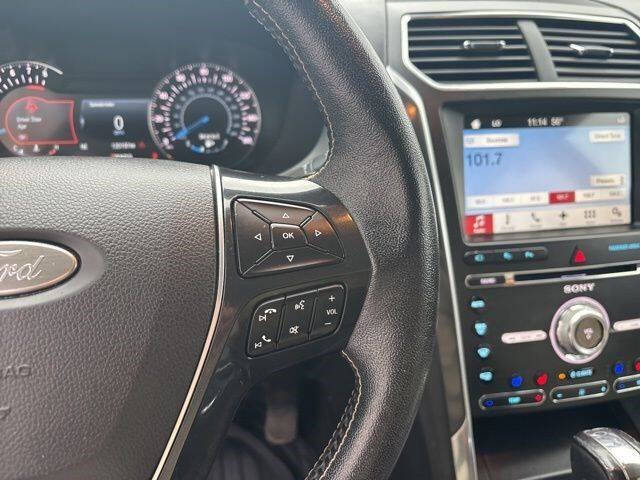 2017 Ford Explorer Platinum