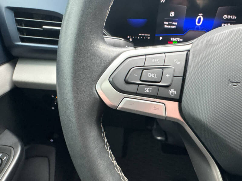 2022 Volkswagen Taos SE