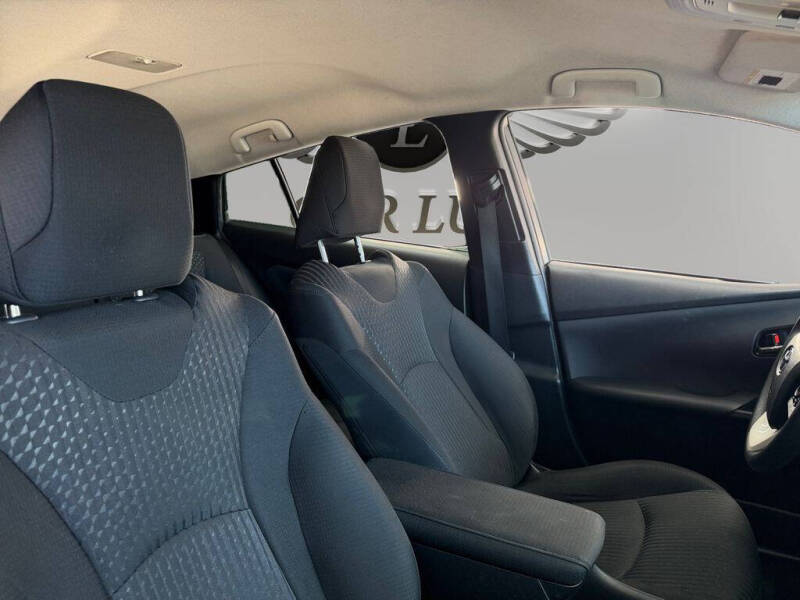 2018 Toyota Prius Two