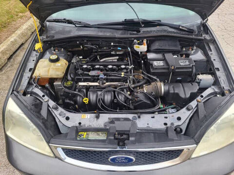 2007 Ford Focus ZX5 S