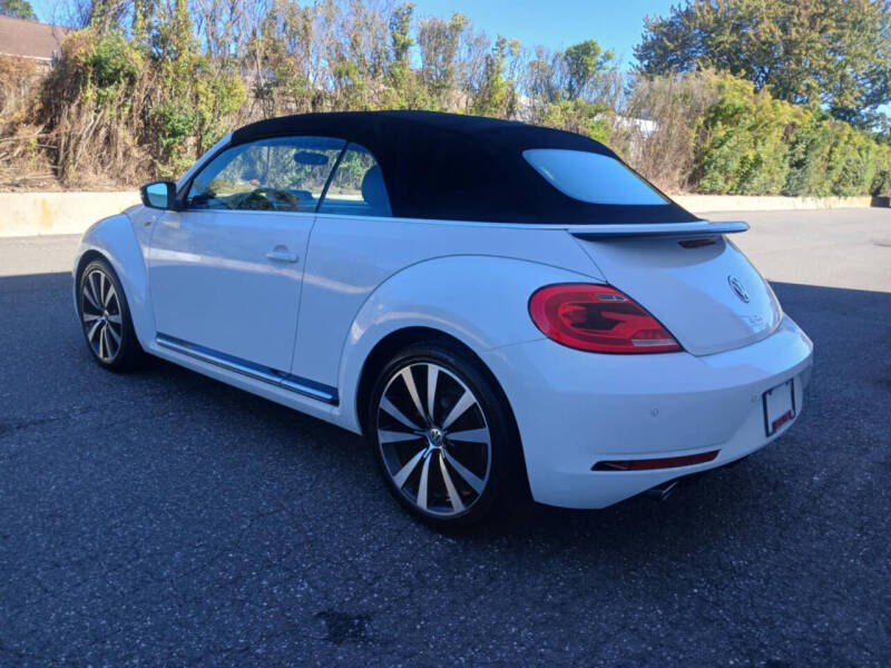 2014 Volkswagen Beetle Convertible R-Line PZEV