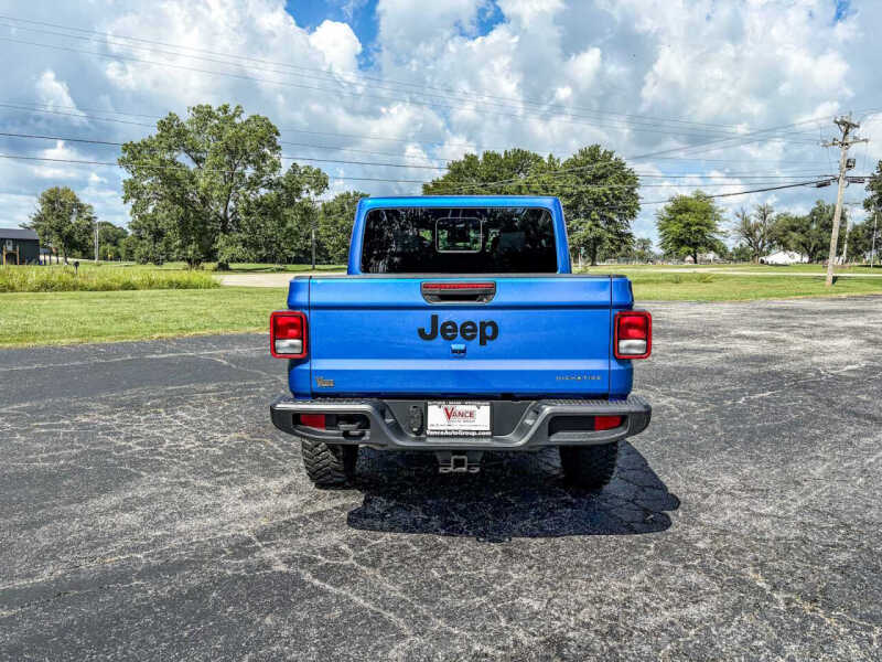2025 Jeep Gladiator High Tide