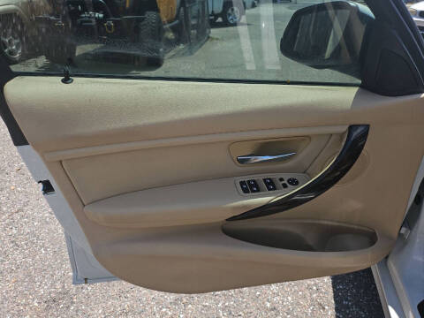 2015 BMW 3 Series 328i