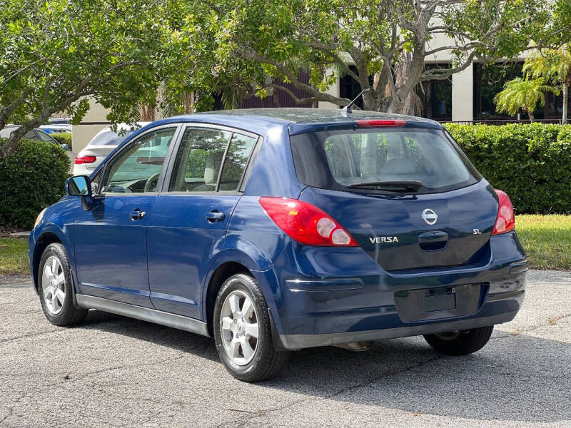 2007 Nissan Versa 1.8 SL