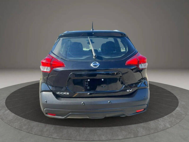 2020 Nissan Kicks SV