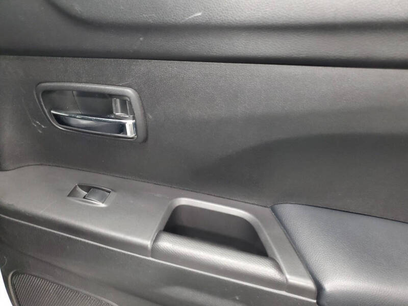 2015 Mitsubishi Outlander Sport SE