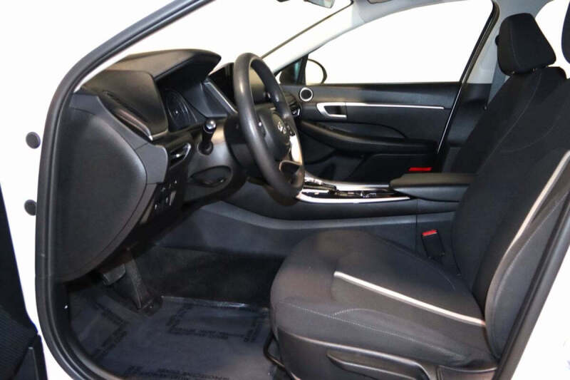 2023 Hyundai Sonata SE