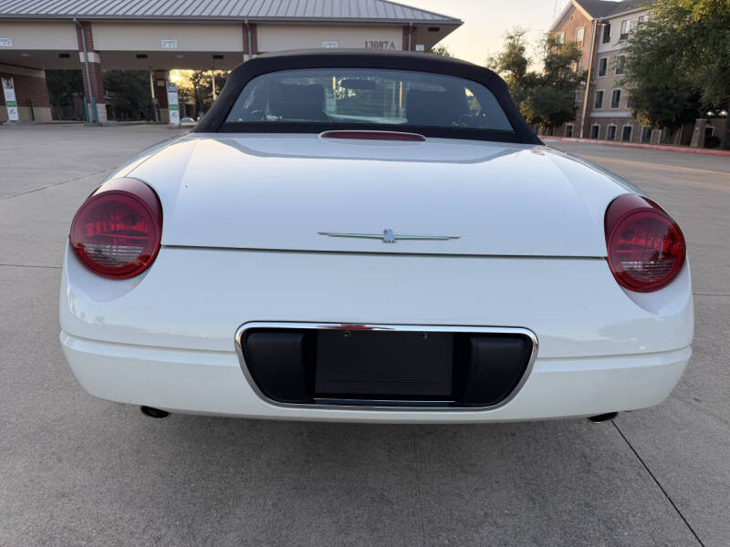 2002 Ford Thunderbird Deluxe