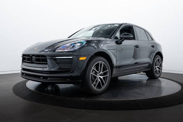 2025 Porsche Macan