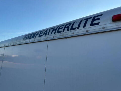 2002 Featherlite Trailer Trailer