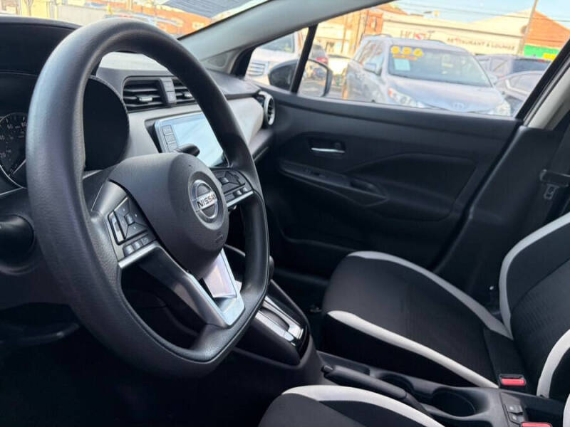 2021 Nissan Versa SV