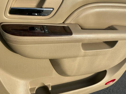 2011 Cadillac Escalade EXT Premium