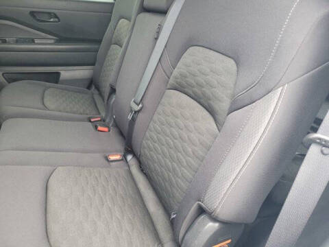 2023 Nissan Pathfinder S