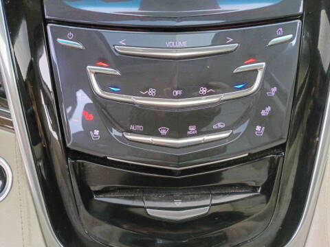 2018 Cadillac Escalade Luxury